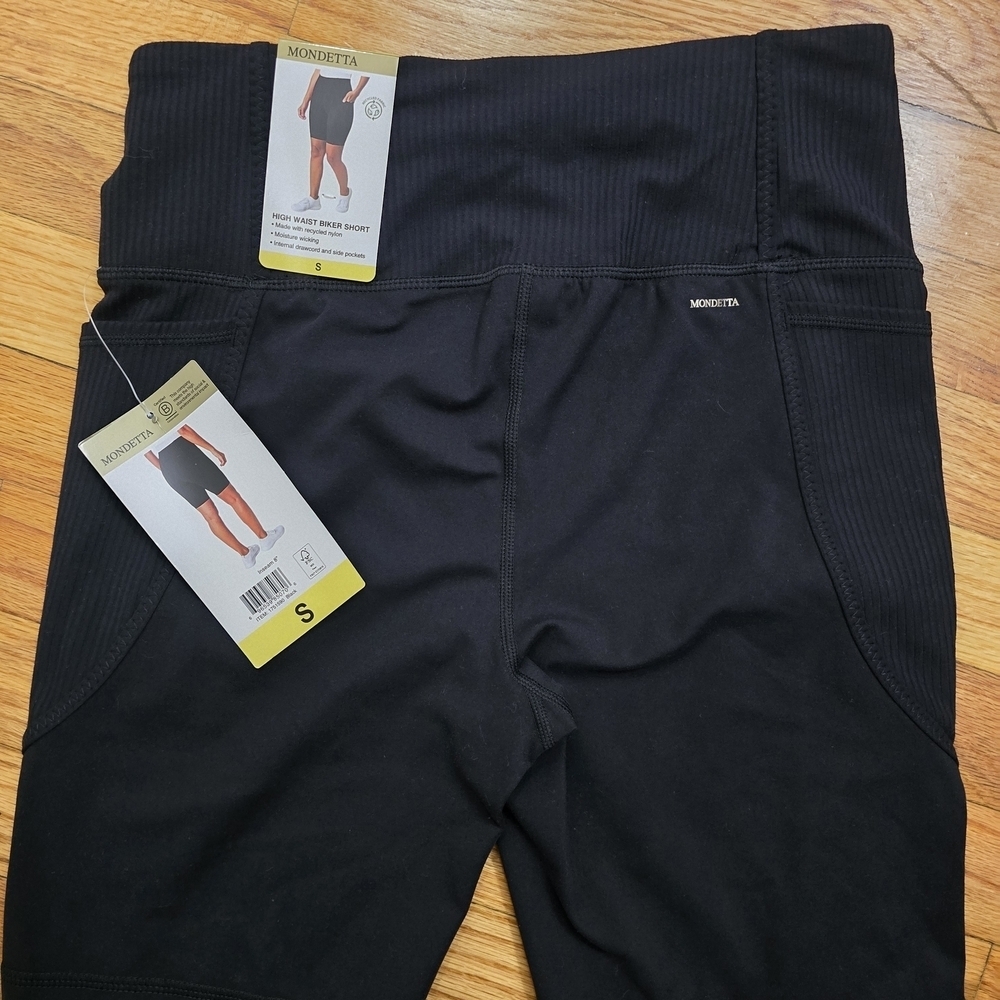 Mondetta Black High-Waisted Bike Shorts - Picture 5 of 9